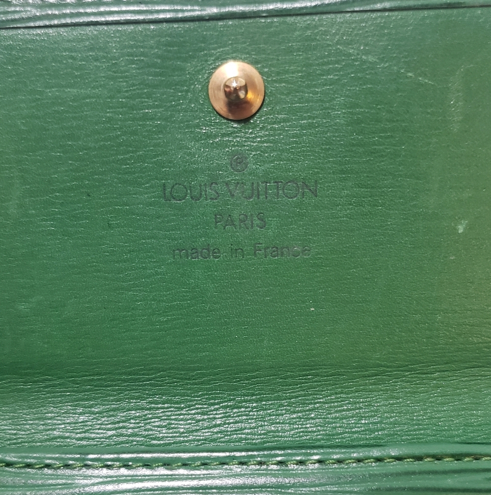 Louis Vuitton Epi Trifold Leather Wallet - Picture 6 of 12